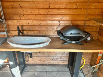 Buitenkeuken tafelblad met onderstel  beschikbaar voor biedingen