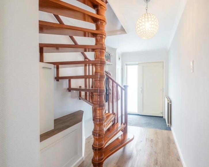 Vaste trap dubbele kwart, Doe-het-zelf en Verbouw, Ladders en Trappen, Gebruikt, 2 tot 4 meter, Ophalen