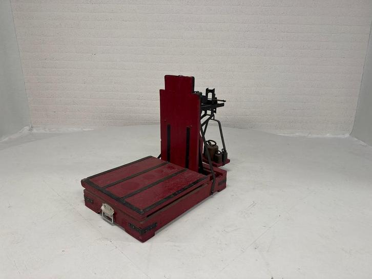 Antieke Bascule - Bordeauxrood - Compleet, Antiek en Kunst, Antiek | Gereedschap en Instrumenten, Ophalen