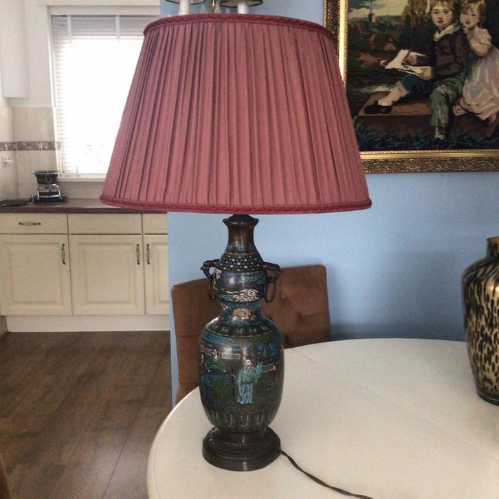 Cloisonne antieke lamp, Huis en Inrichting, Lampen | Tafellampen, Gebruikt, 50 tot 75 cm, Glas, Metaal, Ophalen of Verzenden