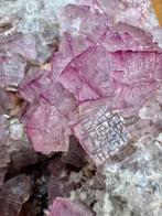 Paarse Fluoriet Blanchard 3,8kilo, Verzamelen, Mineralen en Fossielen, Ophalen of Verzenden, Mineraal