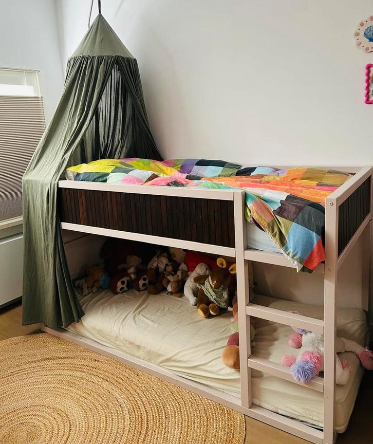 Ikea KURA meidenbed half Hoogslaper Keerbed, Kinderen en Baby's, Kinderkamer | Stapelbedden en Hoogslapers, Gebruikt, Halfhoogslaper