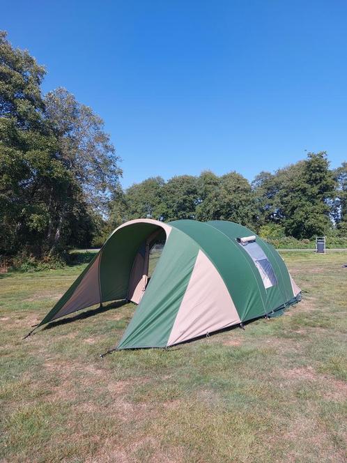 Falco Havik 4 tunneltent, Caravans en Kamperen, Tenten, tot en met 4, Zo goed als nieuw, Ophalen