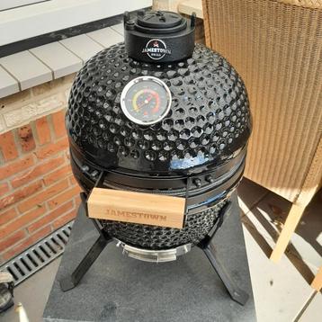 NIEUW Kamado XS BBQ & toebehoren.  beschikbaar voor biedingen