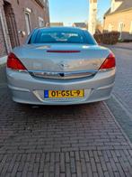 Opel Astra cabrio   twin top 1.8-16V 140pk 2008 Grijs, 74 €/maand, 4 cilinders, Cabriolet, 4 stoelen