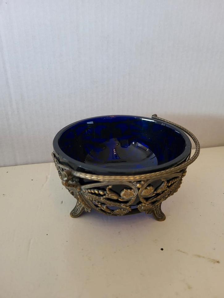 Antieke Kobaltblauwe Glazen Schaal met Metalen Montuur, Antiek en Kunst, Antiek | Schalen, Ophalen of Verzenden
