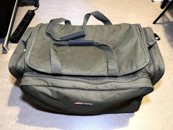 JRC Defender Large Carryall beschikbaar voor biedingen