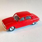 Peugeot 204 Minaluxe plastic rood 1:43, Hobby en Vrije tijd, Modelauto's | 1:43, Ophalen of Verzenden