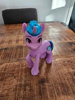 Izzy Moonbow met Licht & Muziek - My Little Pony, Ophalen of Verzenden, Zo goed als nieuw, Overige typen