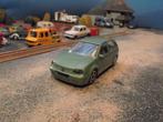 1:43 Volkswagen Golf Mk.4 GTi - Bburago metallic-groen, Ophalen of Verzenden, Zo goed als nieuw, Auto, Overige merken