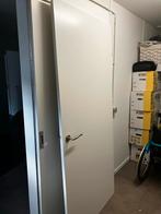 Witte Opdekdeur met Beslag, Doe-het-zelf en Verbouw, Deuren en Horren, Ophalen, Gebruikt, 80 tot 100 cm, Binnendeur