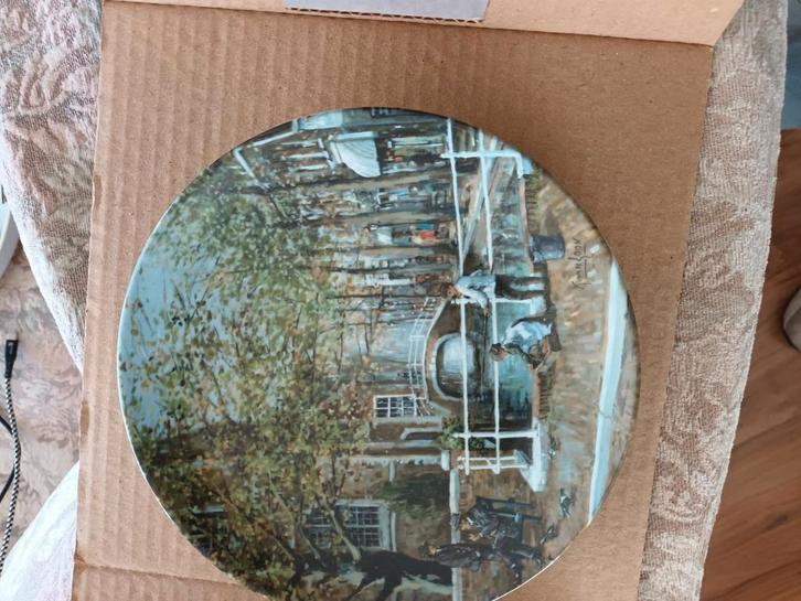 Porseleine wandbord DELFT gesigneerd, Antiek en Kunst, Antiek | Wandborden en Tegels, Ophalen of Verzenden
