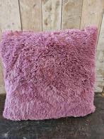 kussen ``fluffy``WOONWINKEL RUSTEIK``, Ophalen of Verzenden