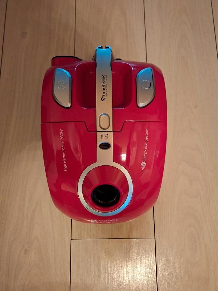 goed werkende stofzuiger lawbudget, Witgoed en Apparatuur, Stofzuigers, Gebruikt, Stofzuiger, Minder dan 1200 watt, Stofzak, Ophalen