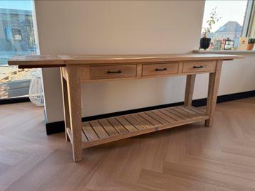 Zeer mooie Rivièra Maison sidetable / tafel met 3 laden beschikbaar voor biedingen