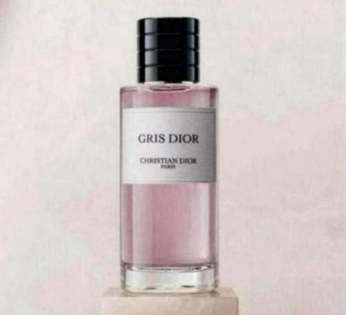 Miniatuur Gris Dior edp Private Collection, 7,5 ml in tas, Verzamelen, Parfumverzamelingen, Nieuw, Miniatuur, Gevuld, Ophalen of Verzenden