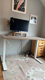 Ikea Trotten zit sta bureau beige 120x70, Huis en Inrichting, Bureaus, Ophalen, Zo goed als nieuw