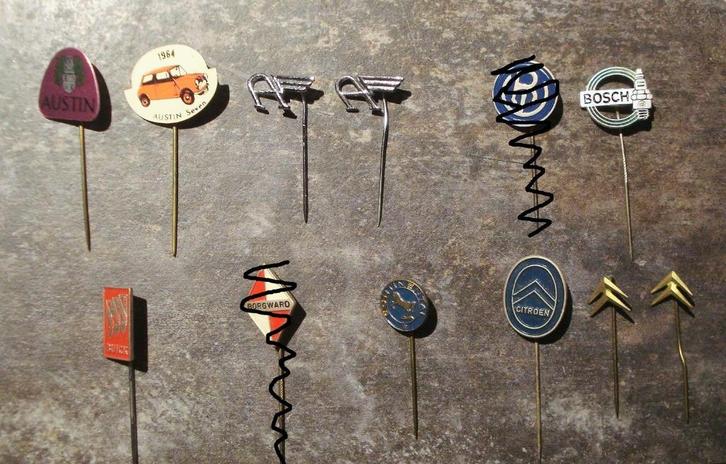 ZGAN - 59 diverse pins / speld - automerken / transport, Verzamelen, Speldjes, Pins en Buttons, Zo goed als nieuw, Speldje of Pin
