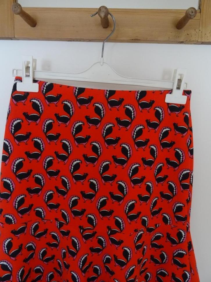 Marc Cain rok mt 36 ( 2 ), Kleding | Dames, Rokken, Zo goed als nieuw, Maat 36 (S), Rood, Knielengte, Verzenden