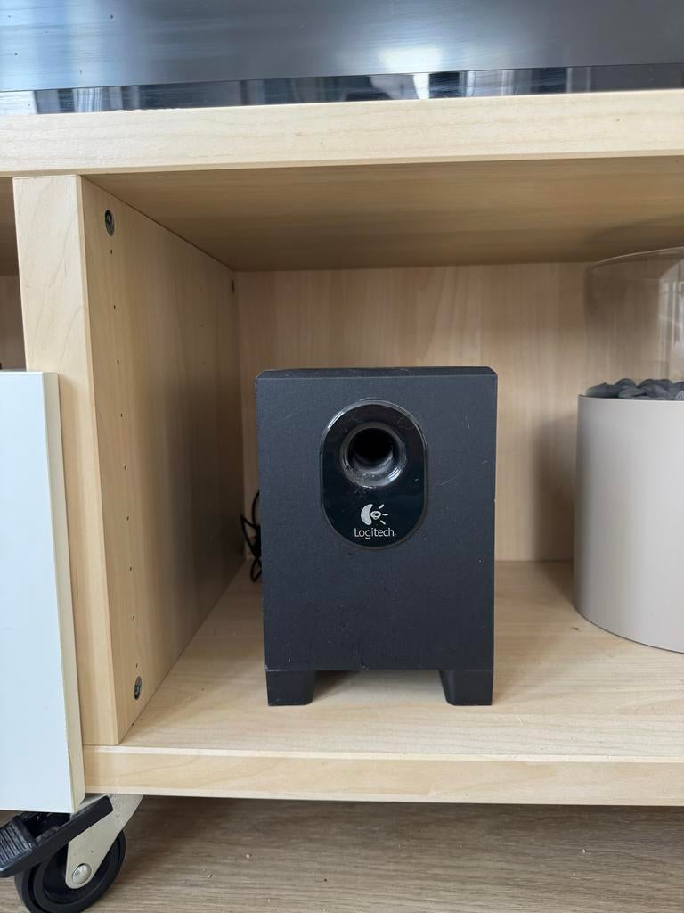 Logitech subwoofer speaker X-210 2.1, Subwoofer, Zo goed als nieuw, 120 watt of meer, Ophalen