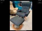 Prominent fauteuil met hocker relax fauteuil, Stof, Ophalen of Verzenden, Zo goed als nieuw