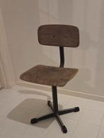 Vintage schoolstoeltje, Kinderen en Baby's, Kinderkamer | Tafels en Stoelen, Ophalen of Verzenden, Gebruikt, Stoel(en)