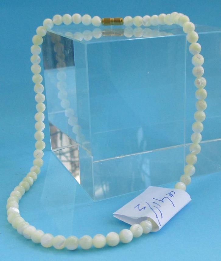 KP05- Ketting–Parelmoer Bol 6mm.-40cm+40½+41½+42cm.-Wit-, Sieraden, Tassen en Uiterlijk, Kettingen, Nieuw, Steen of Mineraal, Wit