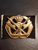 Baretembleem Oud Model Militair Juridische Dienst  MJD, Ophalen of Verzenden, Landmacht, Nederland, Embleem of Badge