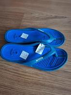Nieuwe blauwe slippers Hawaii maat 43., Kleding | Heren, Schoenen, Slippers, Blauw, Nieuw, Ophalen of Verzenden