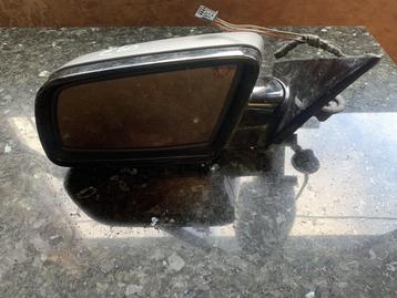 Bmw E60 E61 spiegel links beschikbaar voor biedingen