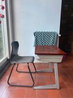 Ouderwets school tafeltje schoolbankje met stoeltje, Gebruikt, Ophalen