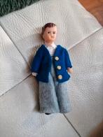 poppenhuis miniaturen ari popje 11 cm nr 154, Ophalen of Verzenden, Zo goed als nieuw, Poppenhuis