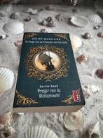 Juliet Marillier - Drager van de Wolvenvacht, Gelezen, Juliet Marillier, Ophalen of Verzenden