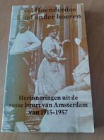 Nel Hoenderdos met kind onder hoeren, Ophalen of Verzenden, 20e eeuw of later