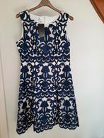 NIEUW met kaartjes;  Mooie sierlijke jurk van TIA  Maat 42, Kleding | Dames, Tia, Ophalen of Verzenden, Nieuw, Maat 42/44 (L)