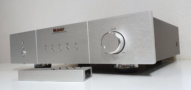 Geïntegreerde Stereo Versterker Xindak A06 (80Watt), Audio, Tv en Foto, Versterkers en Receivers, Zo goed als nieuw, Stereo, 60 tot 120 watt