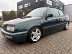 Volkswagen Golf3 1.8 Cabriolet 1996, Stof, 74 pk, Zwart, 4 cilinders
