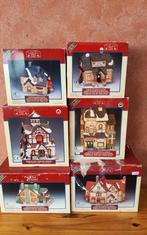 Lemax: 6 Vinted kersthuisje voor in uw kerstdorp., Ophalen of Verzenden, Gebruikt