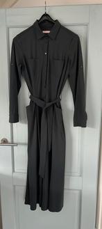 Donkergrijze jurk van Studio Anneloes maat M, Kleding | Dames, Maat 38/40 (M), Verzenden, Zo goed als nieuw, Grijs