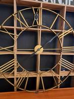 Nieuw Riverdale klok type Wales 102 cm goudkleurig, Nieuw, Analoog, Wandklok, Ophalen