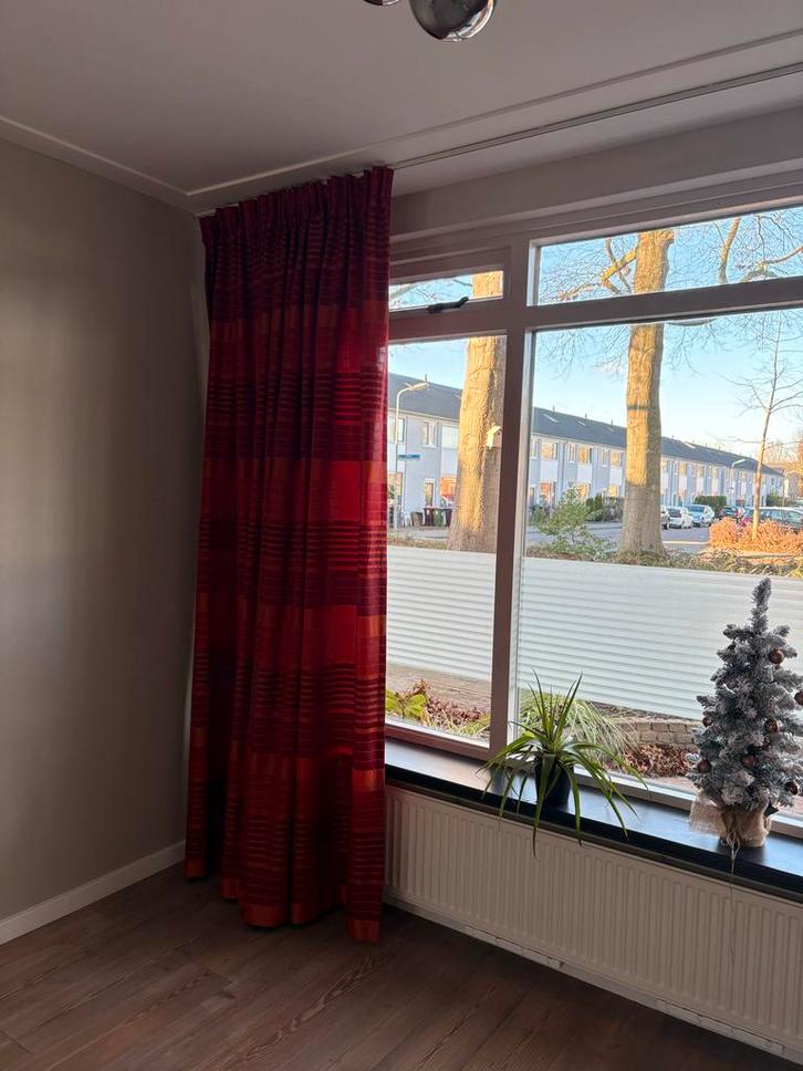 Rode Verduisterende Gordijnen - Meerdere Sets, Huis en Inrichting, Stoffering | Gordijnen en Lamellen, Zo goed als nieuw, 200 cm of meer