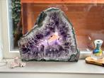 Grote amethist 20 kilo geode, Verzamelen, Mineralen en Fossielen, Ophalen of Verzenden, Mineraal