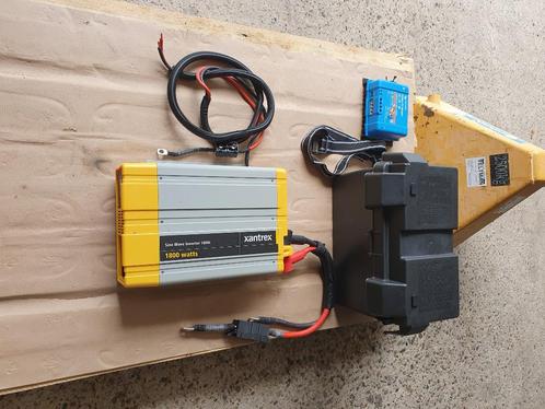 Omvormer met backupaccu en laadautomaat, Caravans en Kamperen, Camper-accessoires, Zo goed als nieuw, Ophalen of Verzenden