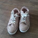 sneakers zalm mt. 39, Beige, Ophalen of Verzenden, Zo goed als nieuw, Sneakers of Gympen