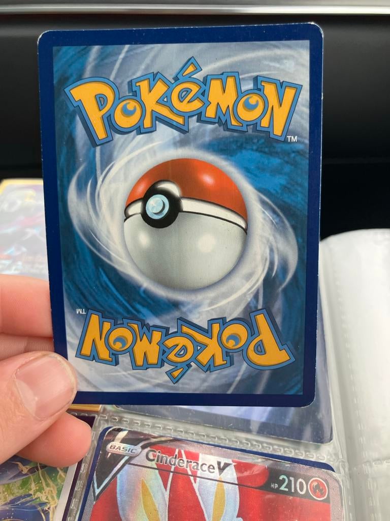 Flapple V Pokémonkaart - Zo goed als nieuw, Ophalen of Verzenden, Zo goed als nieuw, Losse kaart