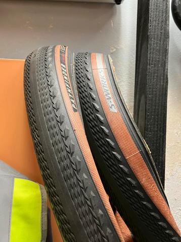 Specialized S-Works Pathfinder 42-622 gravelbanden beschikbaar voor biedingen