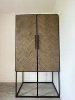 Richmond Herringbone kast, Ophalen, Met deur(en), 100 tot 150 cm, 200 cm of meer