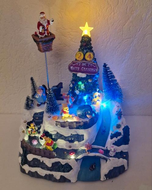 Prachtig kerst tafereel met Minnie.mickey.
Winnie. Tijgertje, Verzamelen, Disney, Zo goed als nieuw, Beeldje of Figuurtje, Mickey Mouse