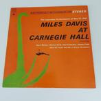 Miles Davis- At Carnegie Hall (CBS 85554), Cd's en Dvd's, Vinyl | Jazz en Blues, 1960 tot 1980, Jazz, Ophalen of Verzenden, Zo goed als nieuw