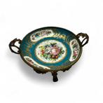 Sèvres porseleinen schaal in bronzen montuur, Antiek en Kunst, Antiek | Porselein, Ophalen of Verzenden